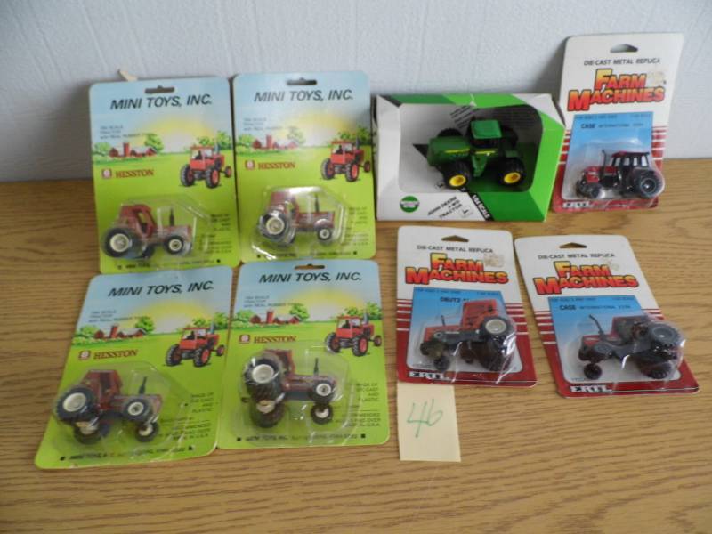 lot 46 image: Die Case Tractors -  John Deere Tractor