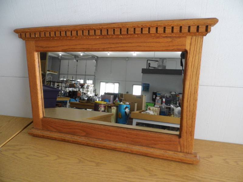 lot 48 image: Oak Mirror