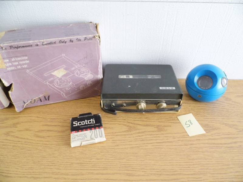 lot 58 image: Noam Reel to Reel - Radio