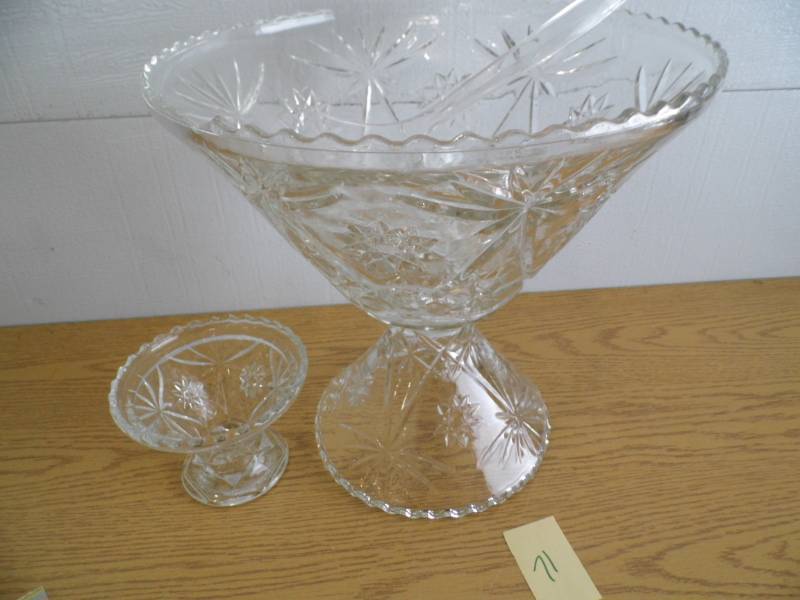 lot 71 image: Punchbowl