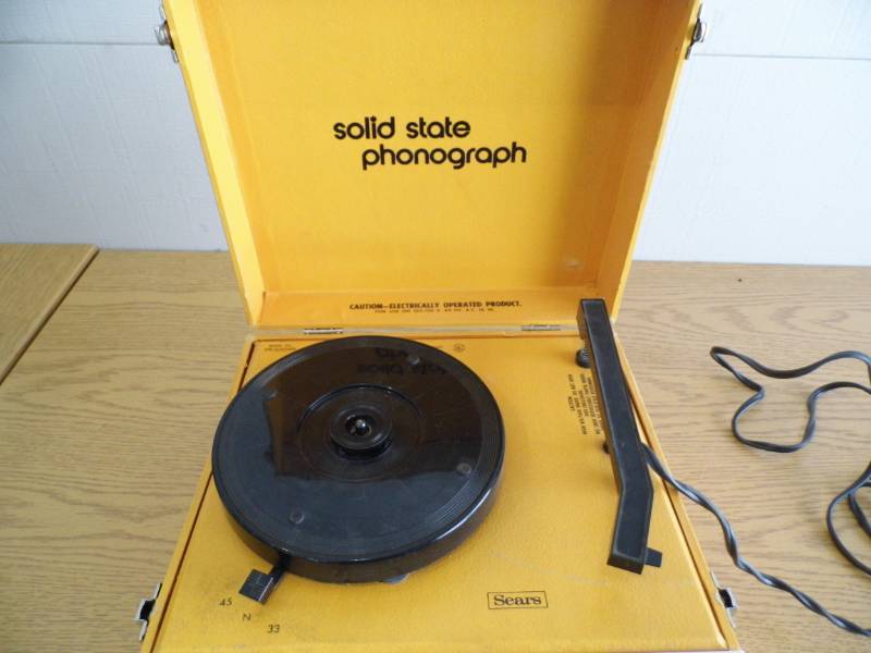 lot 78 image: Sears Record Player
