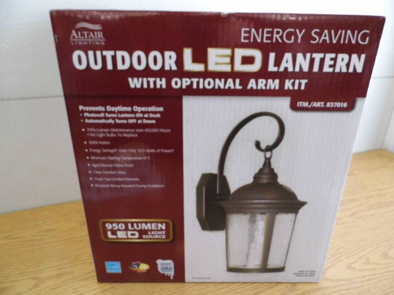 lot 118 image: New Altar Outdoor LED Lantern