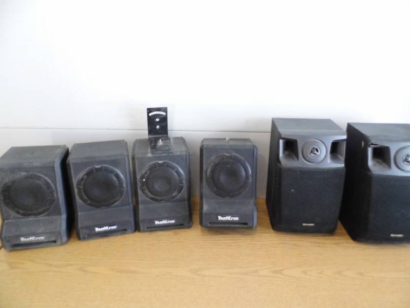 lot 125 image: Speakers
