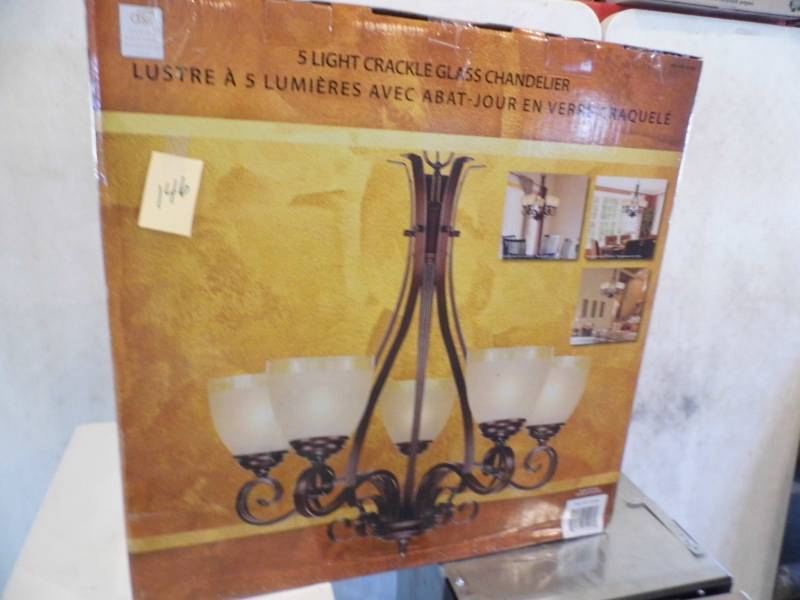 lot 146 image: 5 Light Chandelier