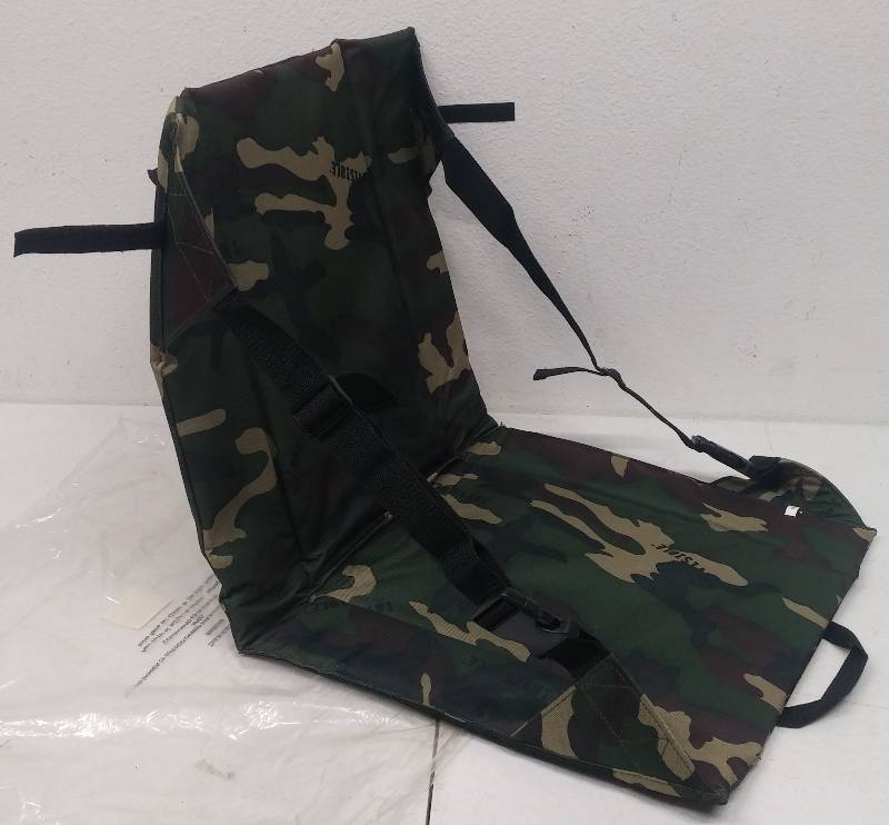 lot 16 image: Stand N Carry Accesory Comfort Chair Cover
