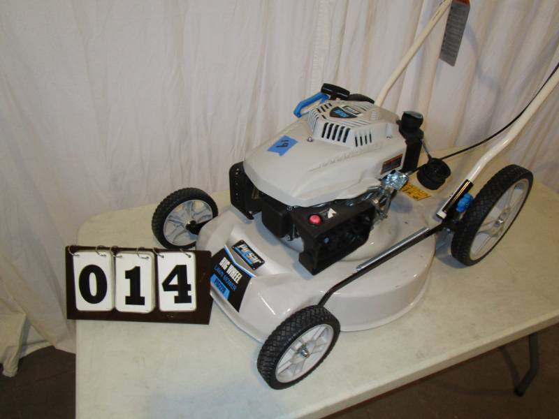 lot 14 image: Pulsar 21 Deck Side Discharge Lawn Mower