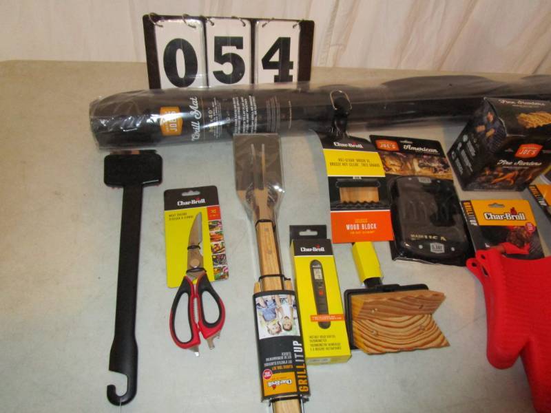 lot 54 image: Outdoor Cooking Accessory Starter Kit