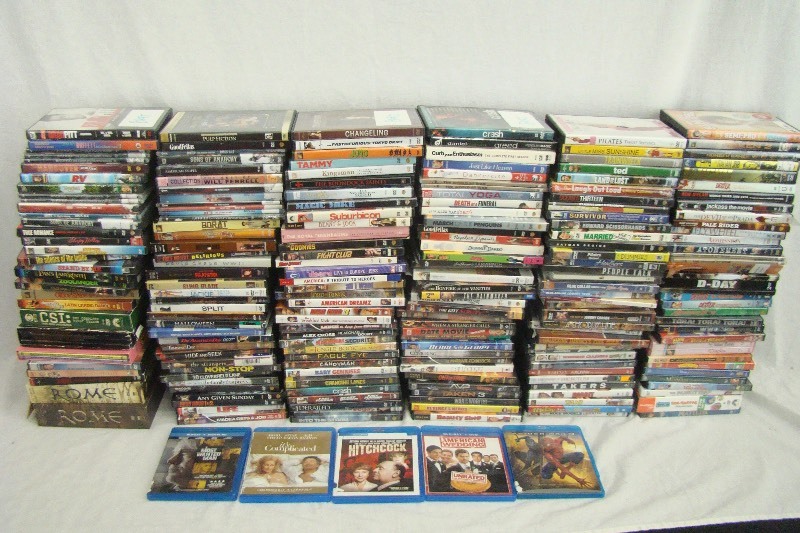 lot 78 image: Large Lot of DVD and Bluray