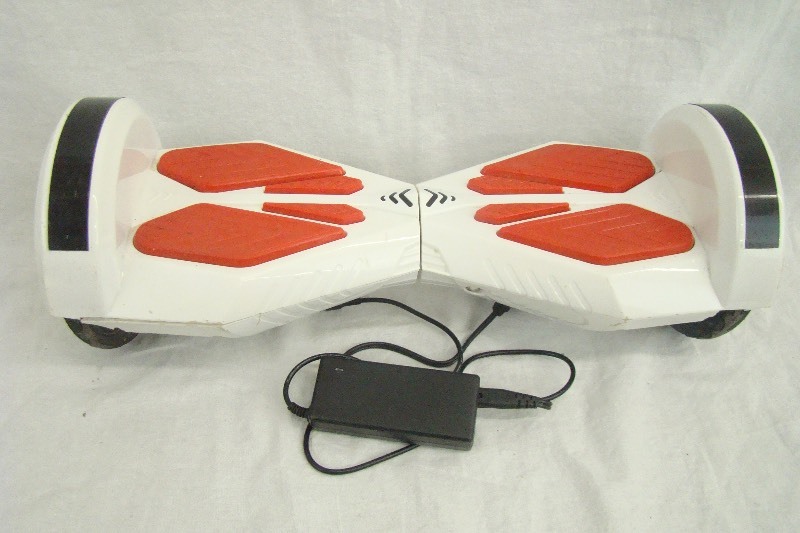 lot 80 image: Hoverboard 