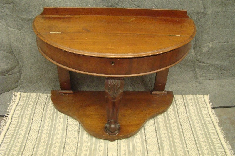 lot 134 image: Antique Table with Storage