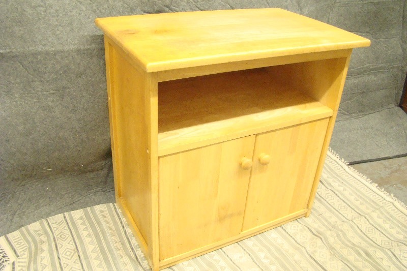 lot 142 image: Wood Cabinet