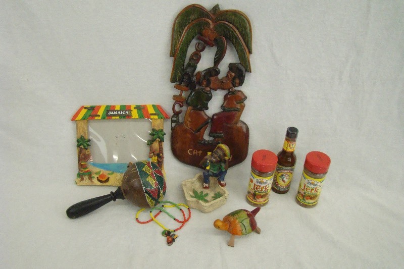 lot 163 image: Jamaica Lot with Souvenirs and Authentic Sauce and Spices 