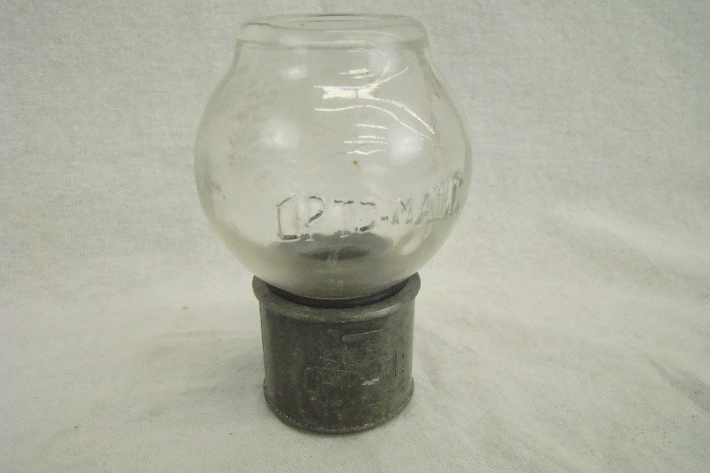 lot 173 image: Vintage TRICO Opto-Matic Oiler No. 5