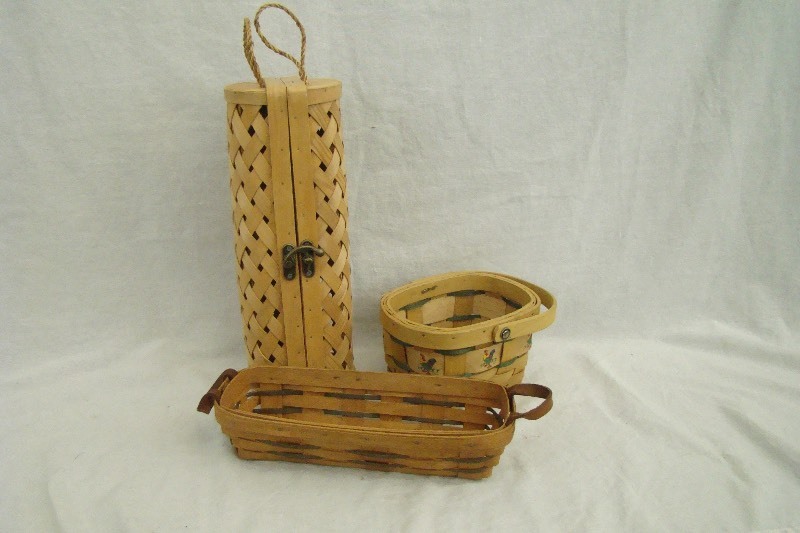 lot 182 image: Longaberger Basket Etc