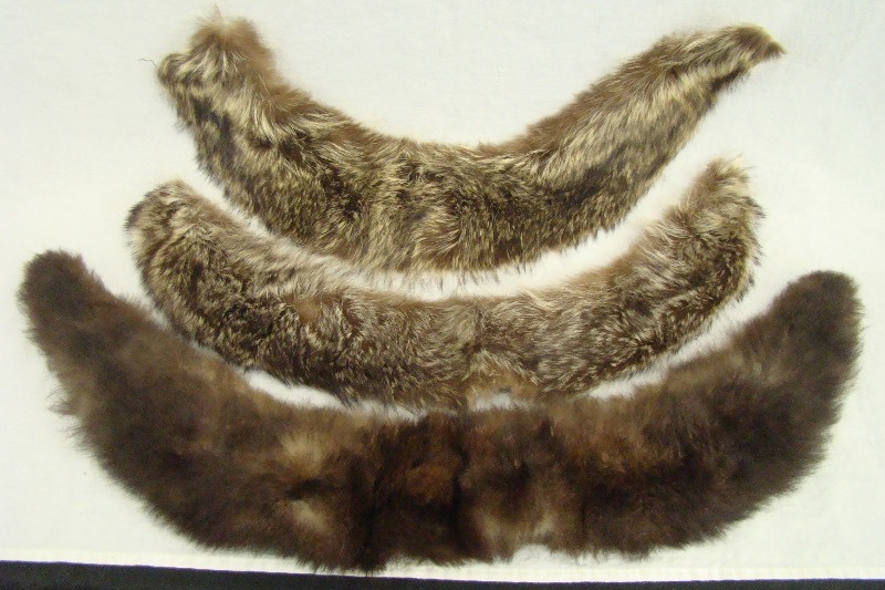 lot 202 image: 3 Vintage Fur Shalls