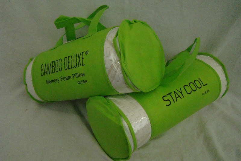 lot 236 image: 2 Bamboo Deluxe Memory Foam Pillows