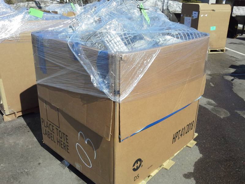 lot 257 image: Pallet Box of Jobsite Lighting