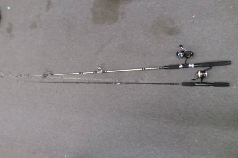 2 Fishing Poles Garcia 9900 Reel Zebco Omega 144 Reel Estate