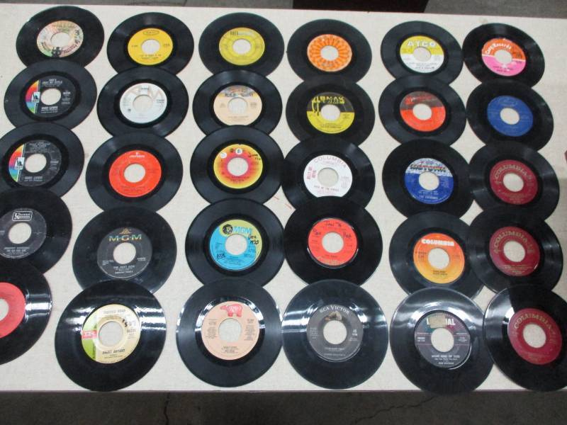 lot 39 image: 30 (45 records)