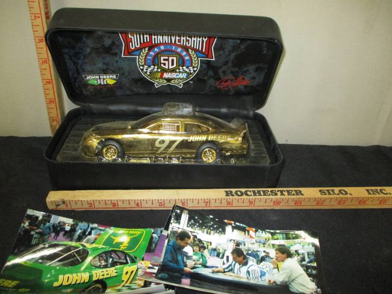 lot 116 image: 50th Anniversay 1948-1998 John Deere Nascar Motorspoets Gold Car Pictures of Little Signing