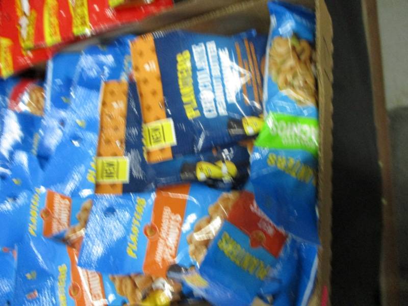lot 139 image: 17 bags of planters variety peranuts big bags
