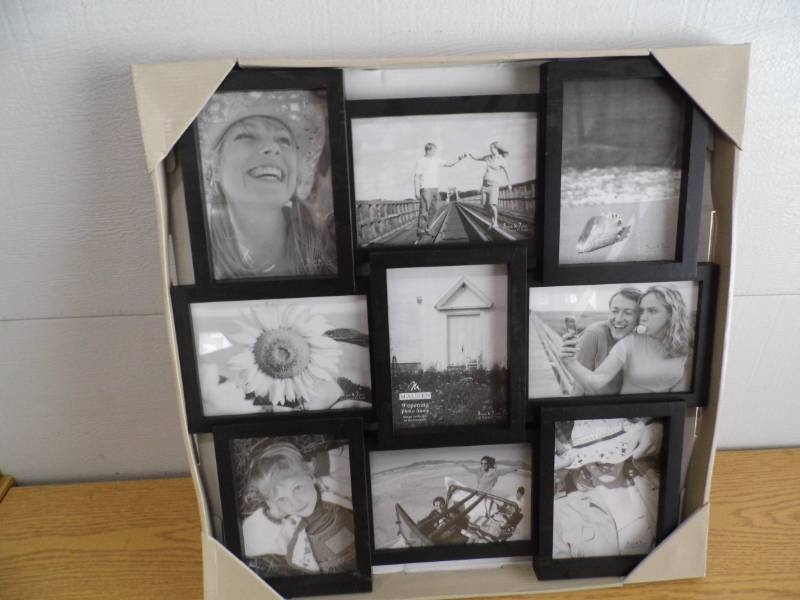 lot 3 image: New Photo Frame