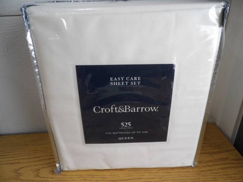 lot 8 image: New Croft & Barrow Sheet Set