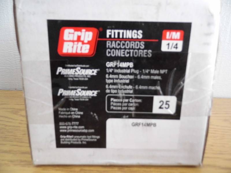 lot 33 image: Lot of Grip Rite Fittings