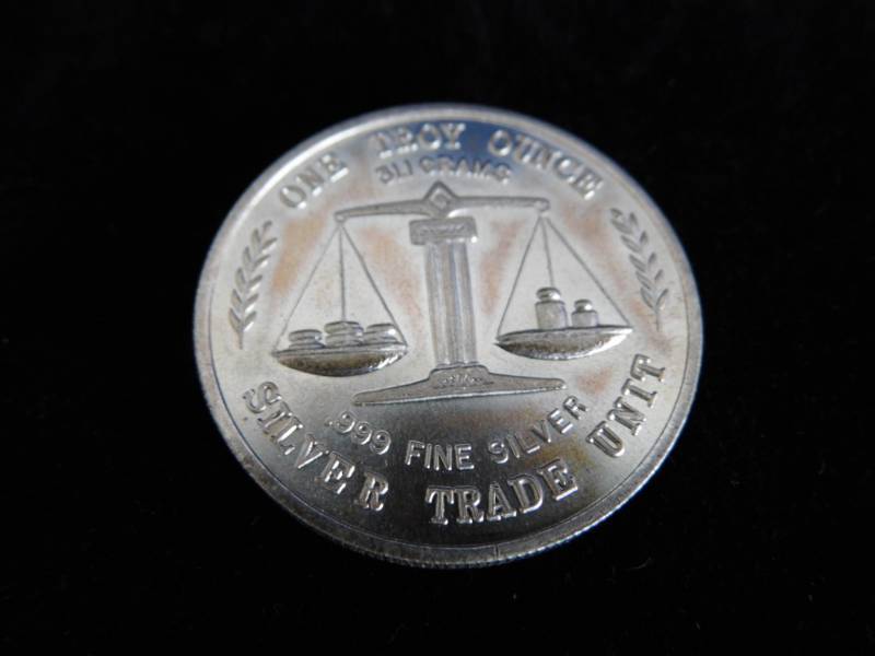 lot 82 image: 1 Troy Ounce of Silver