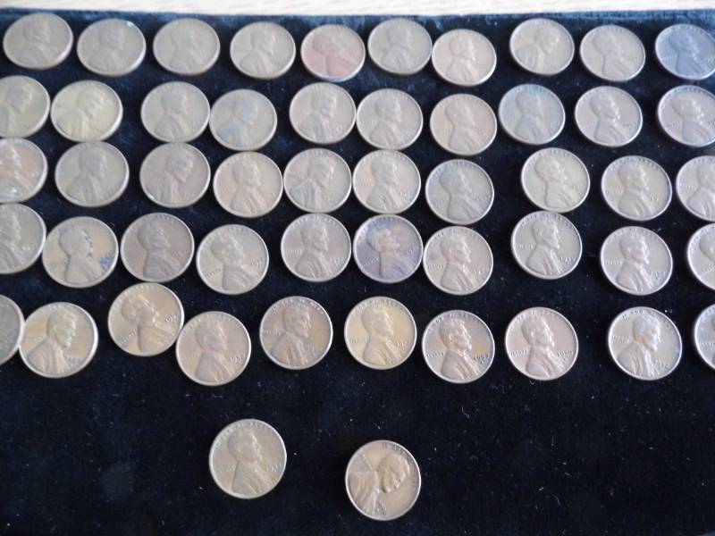 lot 120 image: Lot of 52 Wheat Pennies