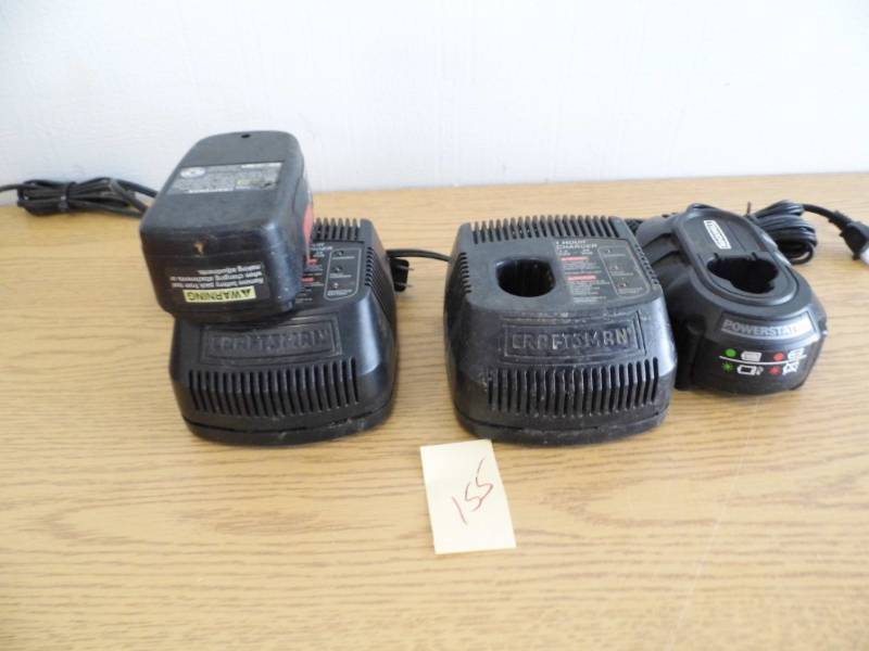lot 155 image: Chargers - Battery