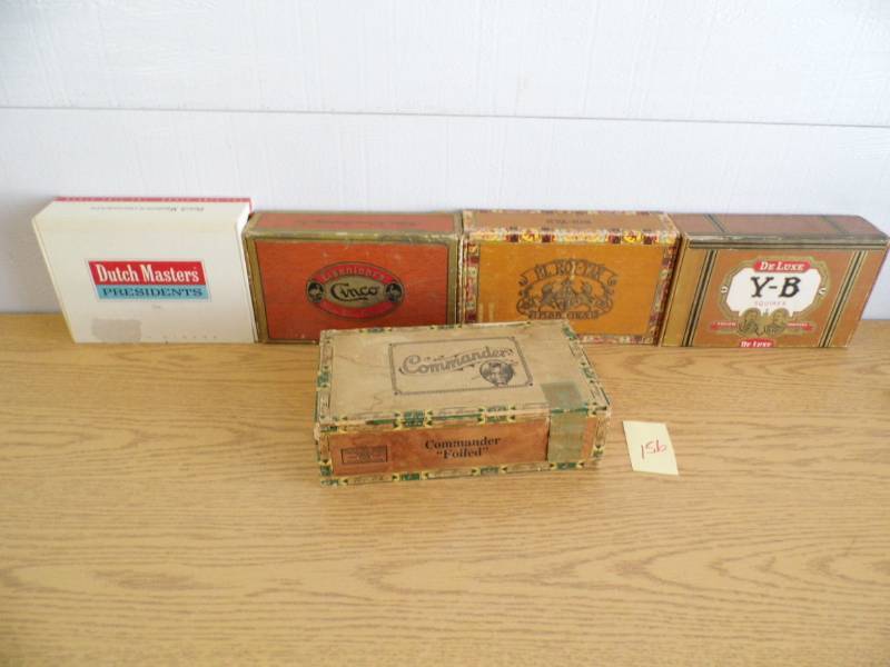 lot 156 image: Cigar Boxes