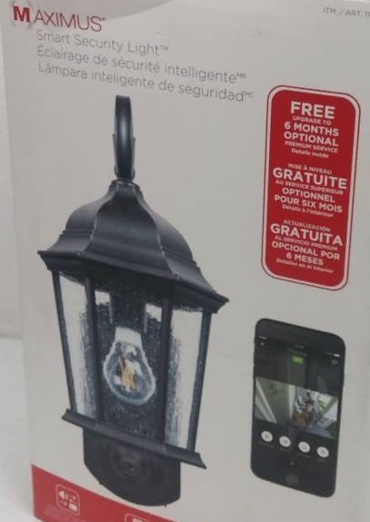 lot 10 image: Maximus Smart Security Coach Light, tested as-working, est retail $149.99