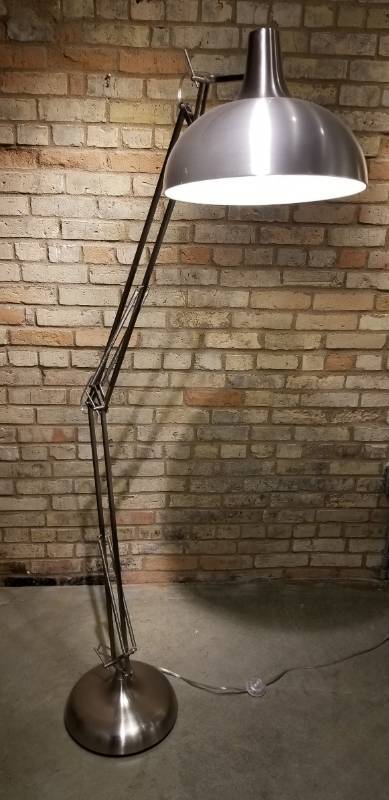 lot 20 image: Brushed Aluminum Tall Extension Floor Lamp