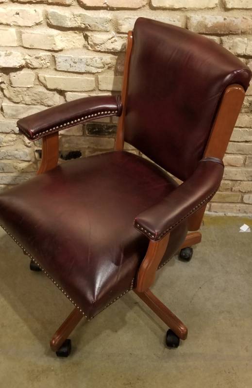 lot 24 image: Brass Tack Cordovan Office Desk Chair