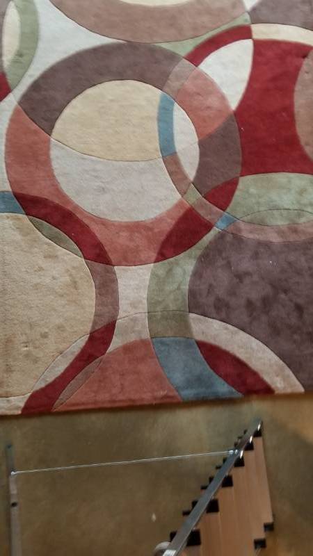 lot 33 image: Contemporary 100 Wool Area Rug  7.5 x 9.4