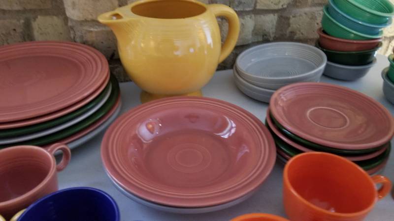 lot 55 image: Vintage Fiesta Ware Lot