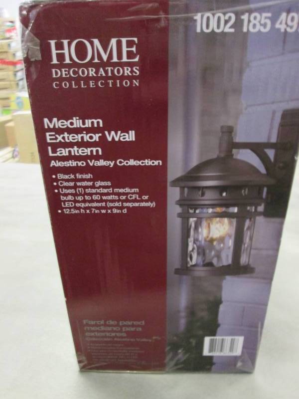 lot 41 image: Home Decorators Collection 1-Light ...