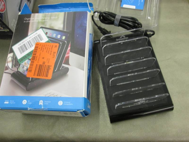 lot 48 image: Atomi Charge Station Pro 50-Watt 6-...