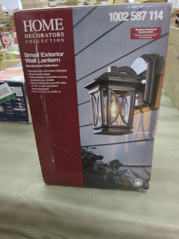 lot 62 image: Home Decorators Collection 1-Light ...