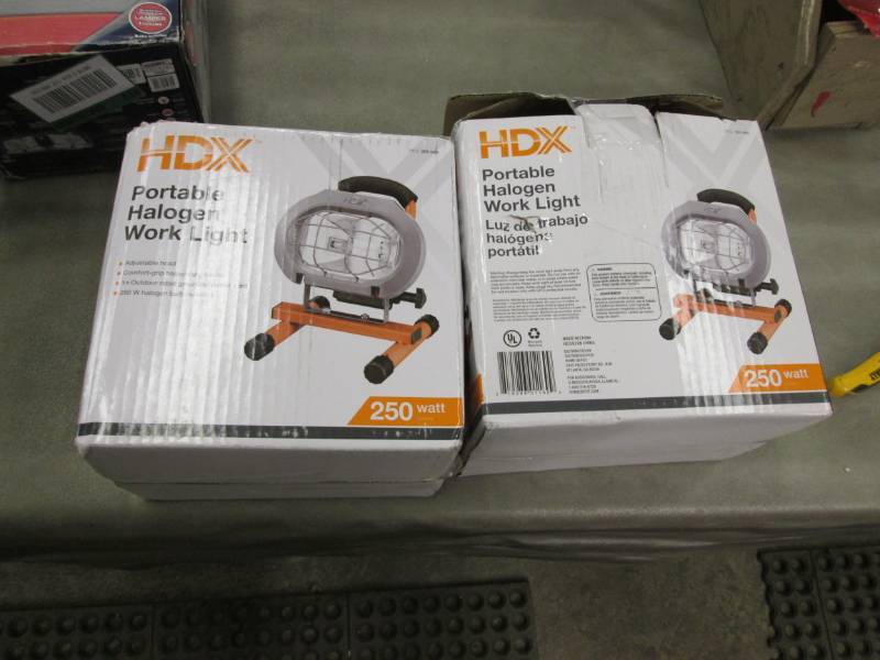 lot 69 image: Lot of 2 HDX 250-Watt Portable Halo...