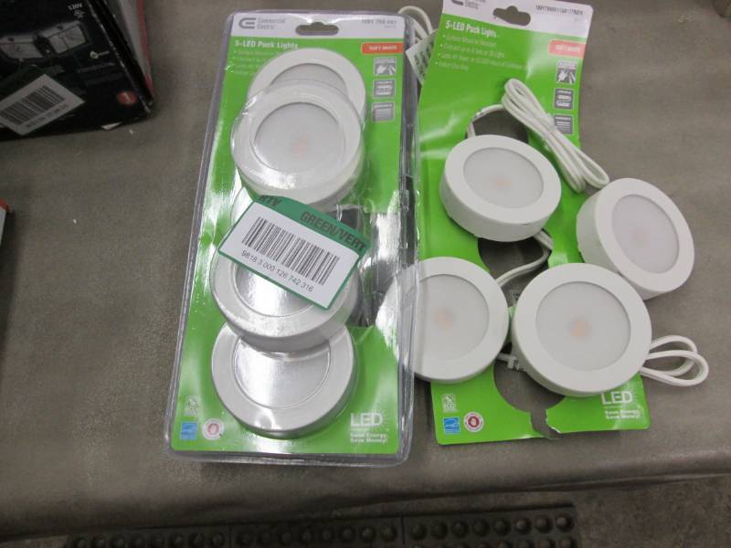 lot 116 image: Lot of 9 Commercial Electric LED Pu...