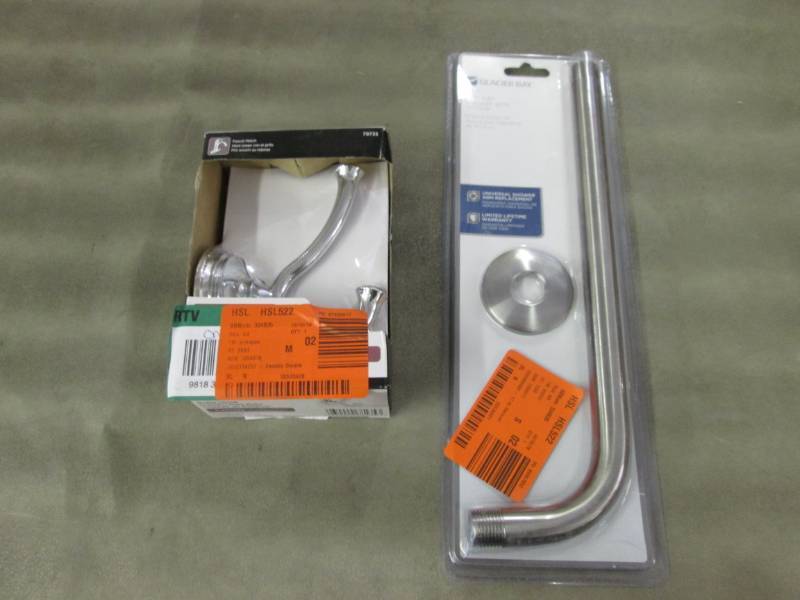 lot 163 image: Glacier Bay Shower Arm, Delta Robe ...