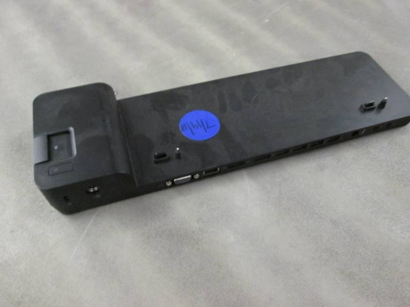 lot 199 image: HP 2013 IltraSlim Docking Station...