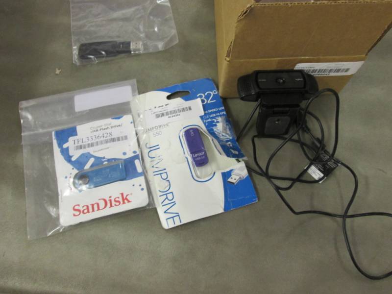lot 200 image: Logitech Camera, 2 Jump Drives...