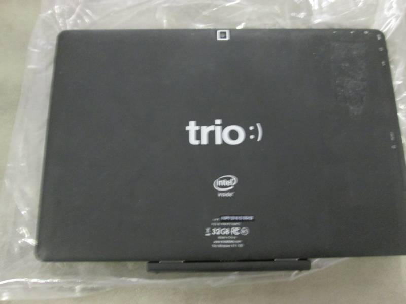 lot 228 image: Trio Pro-Book 10.1  2 in 1 tablet 3...