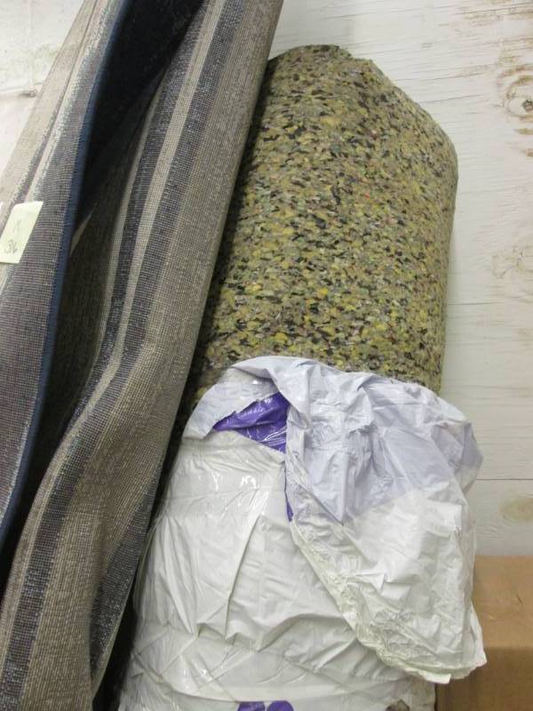 lot 317 image: Contractor 516 in. Thick 8 lb. Den...