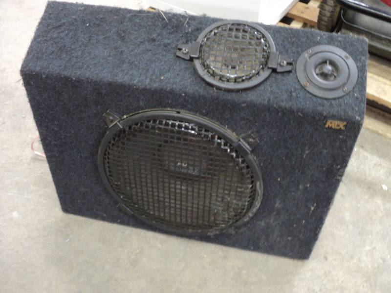 lot 8 image: MTC Speaker...