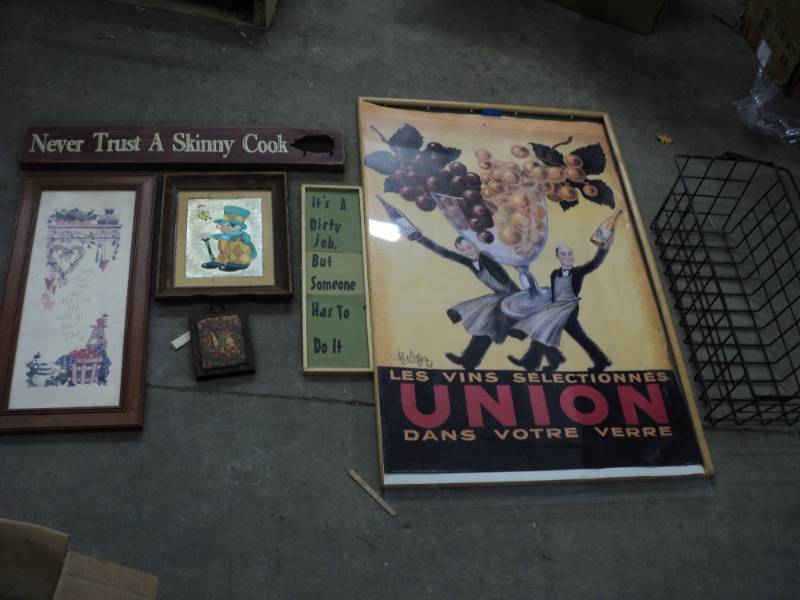 lot 19 image: 5 Signs and Pictures poster need T...