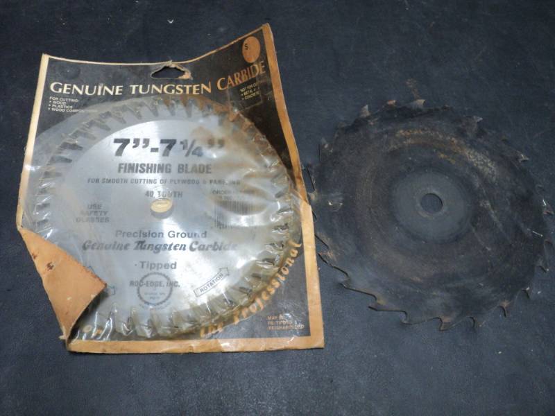lot 30 image: 2 Saw Blades 7 -7 14 Finishing B...